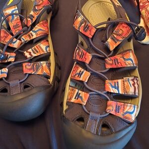 Keen Multicolor Athletic Sandals NWOT